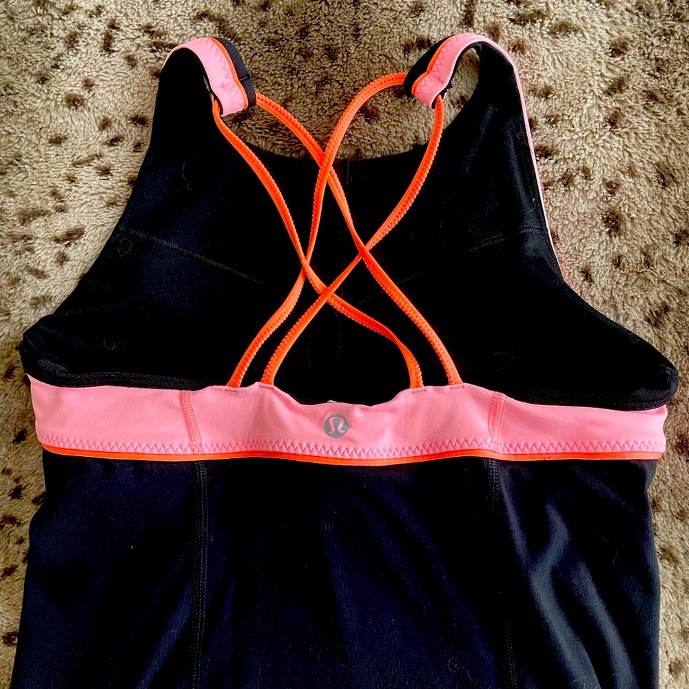 Size 6 Lululemon tank top